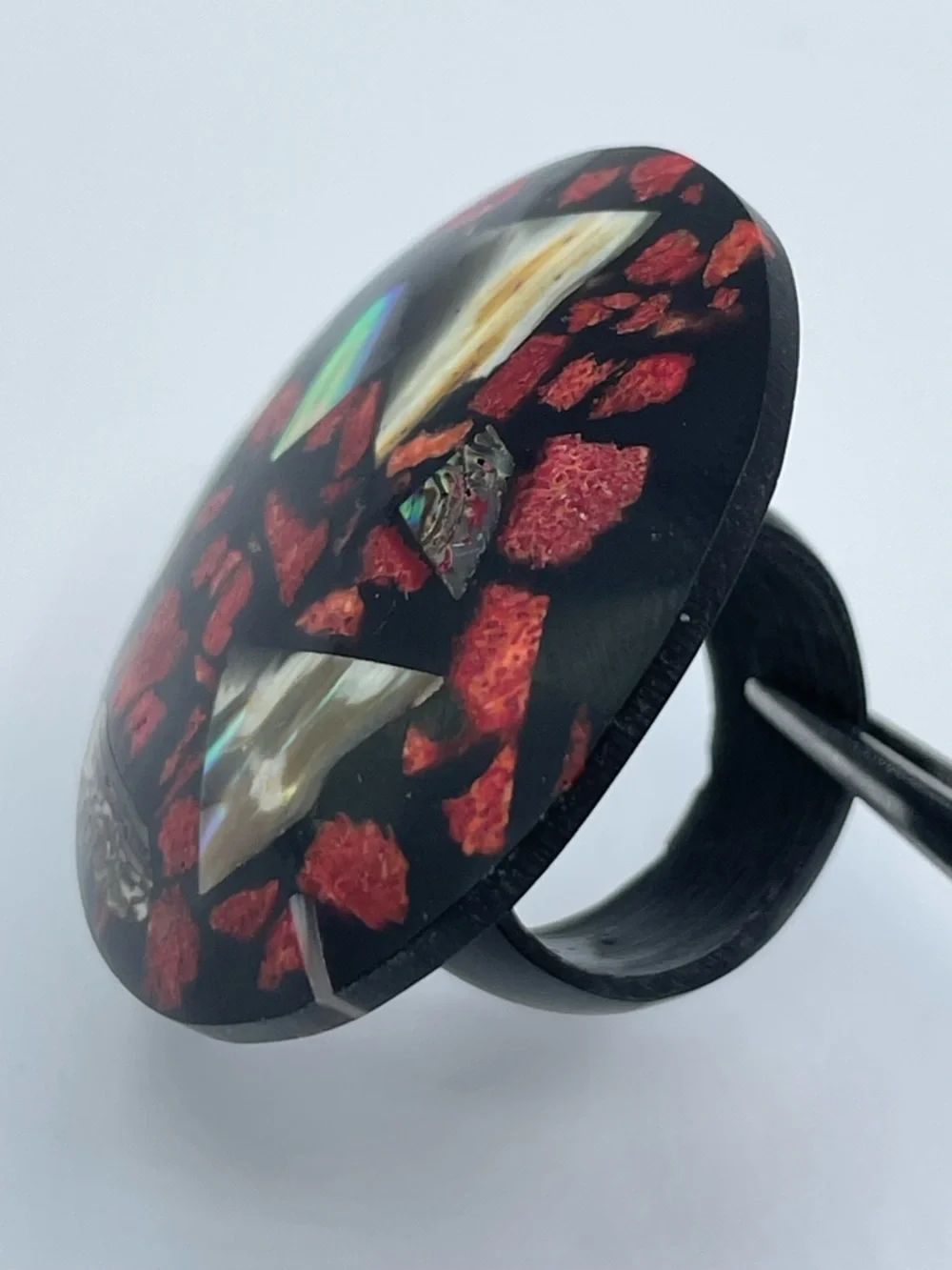 Vintage Wood Abalone Shell Red Coral Inlay Statement Ring Sz 7